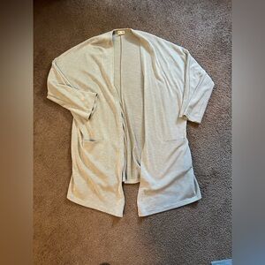 Donni- Cardigan​​​​​​​​​